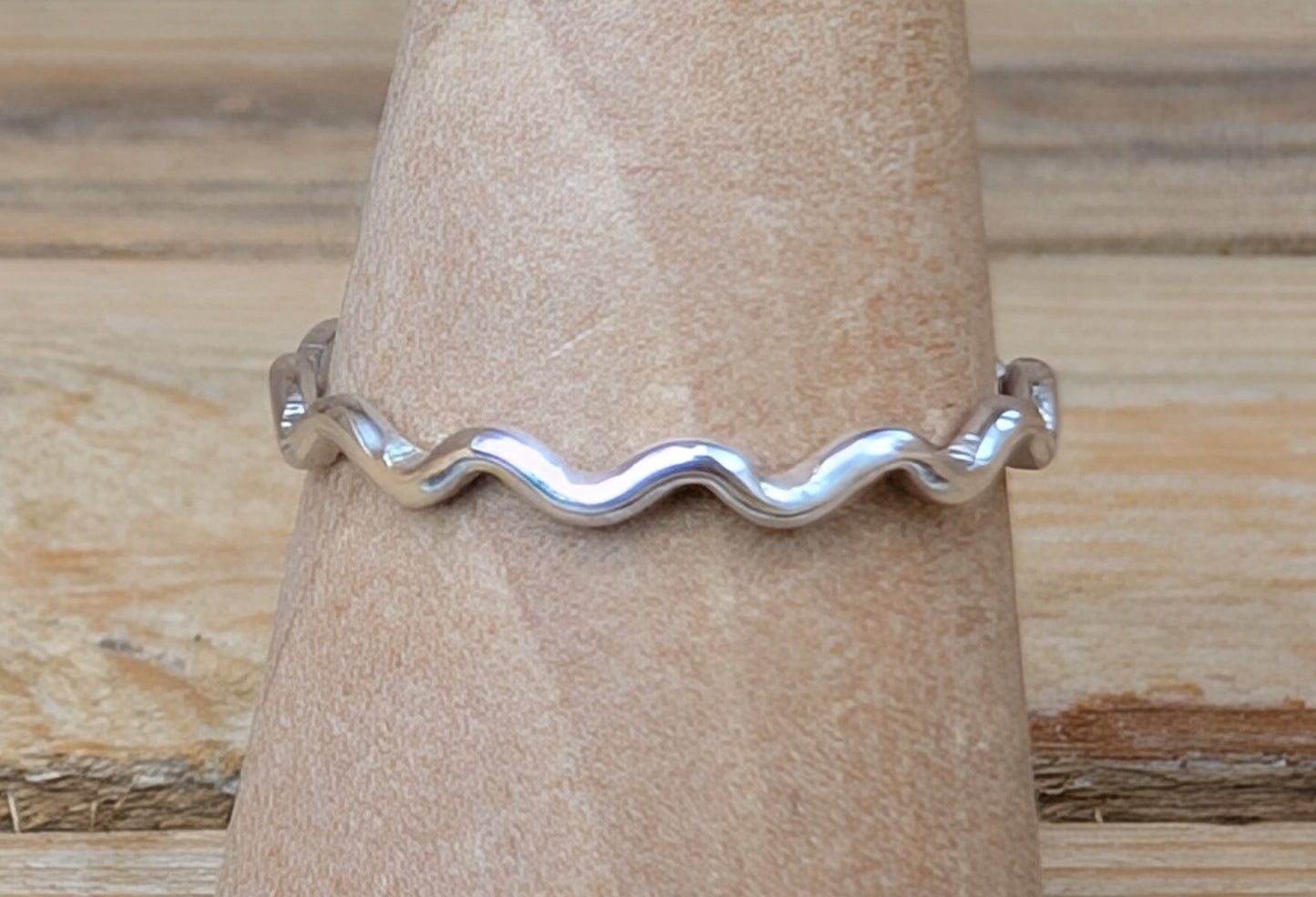 sterling silver wavy stacking ring
