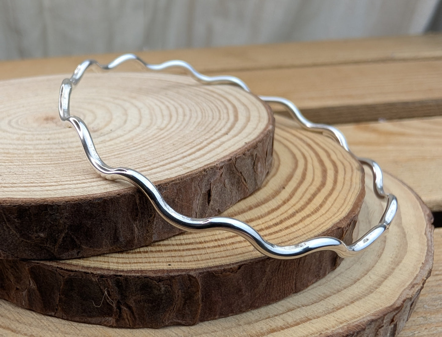 sterling silver wavy bangle