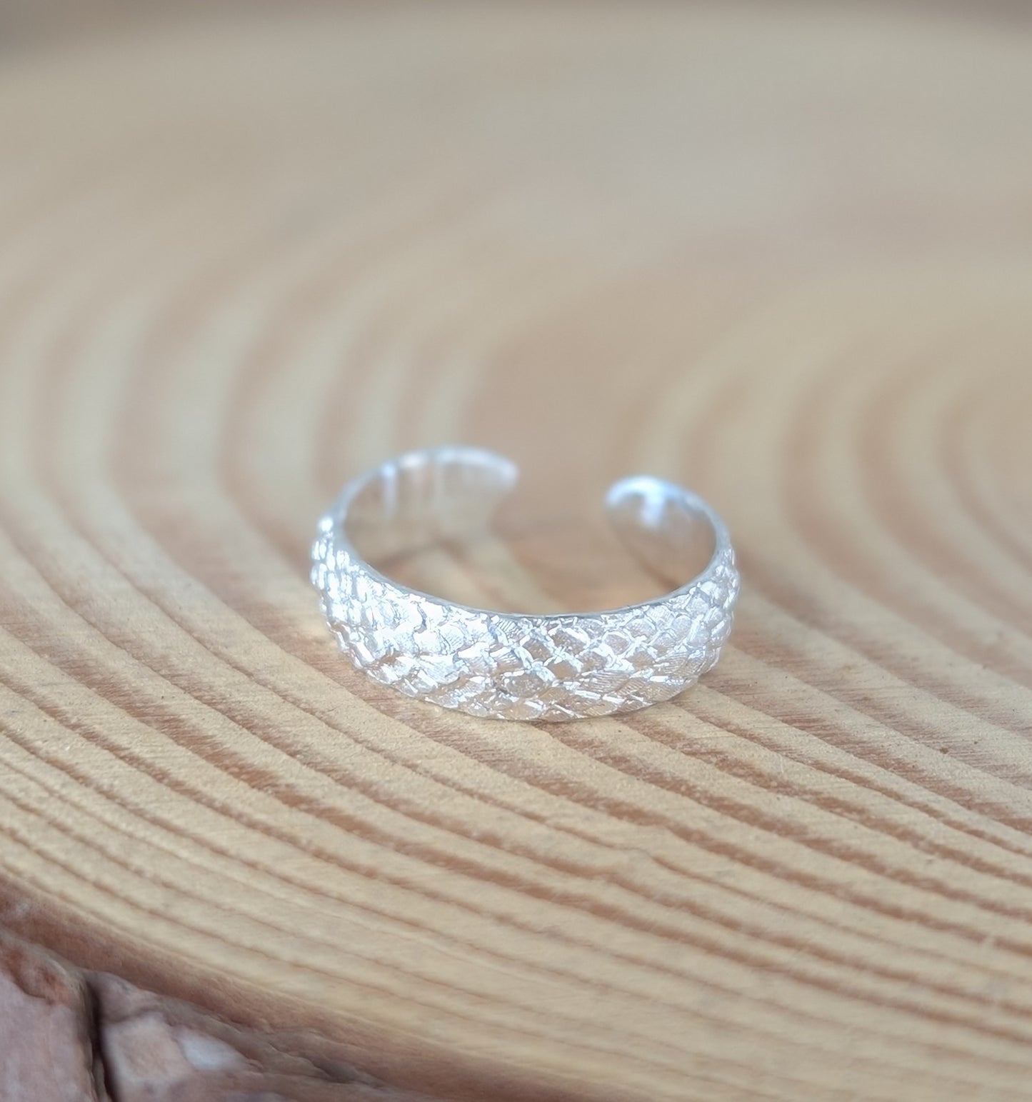 sterling silver snake skin toe ring