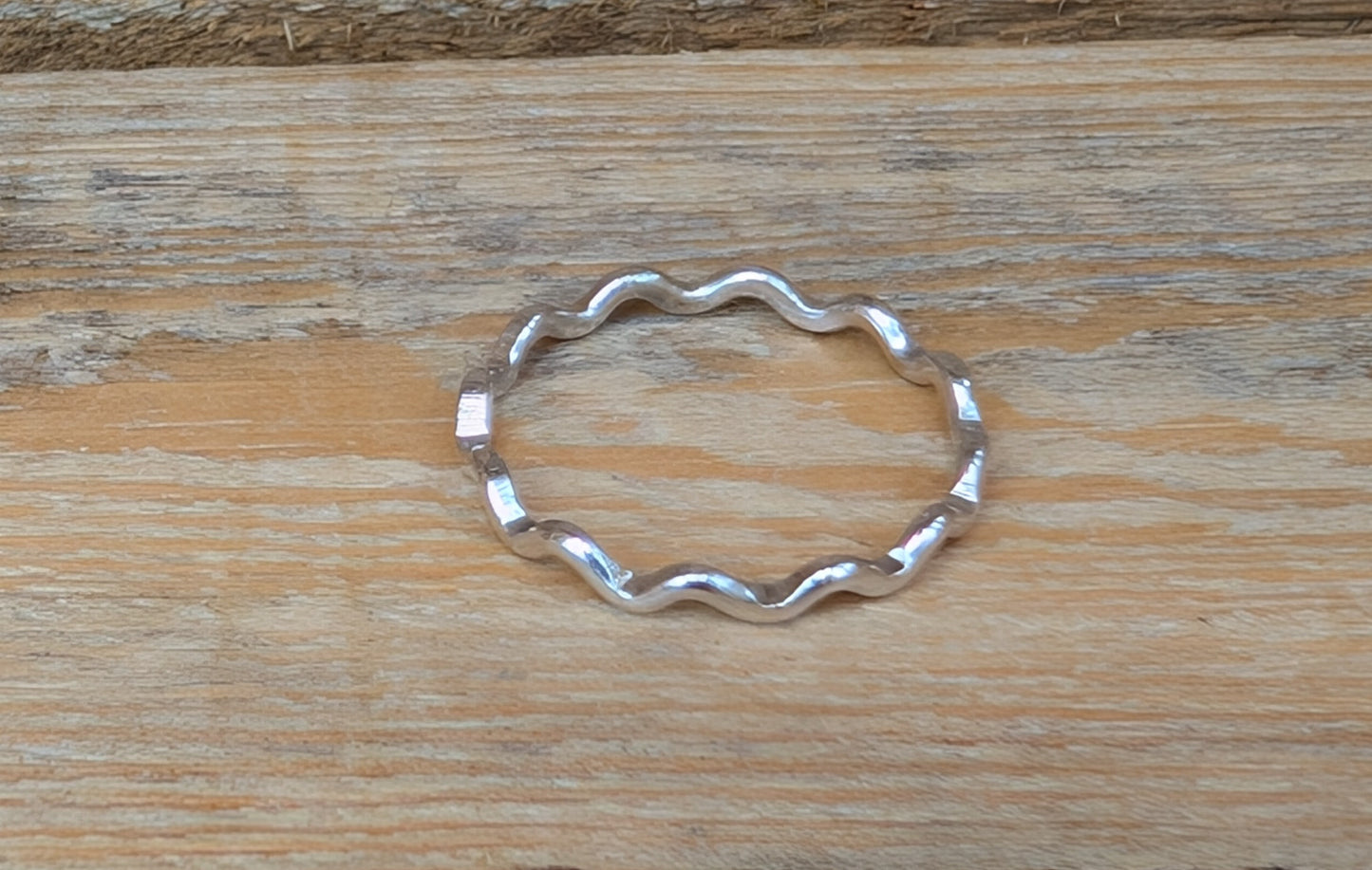 sterling silver wavy stacking ring
